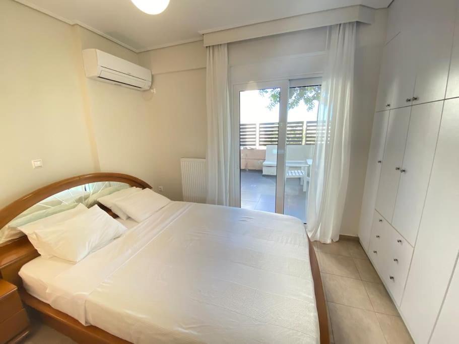 Cozy 2 Room Apartment With Garden Near Athens Air-Port Artemida  Exterior photo